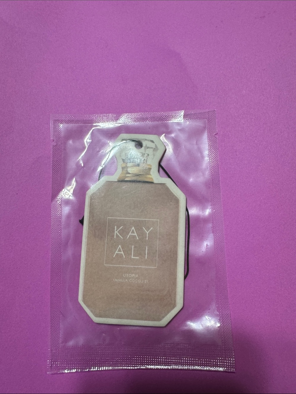 KAYALI Utopia Scented Air Freshener - Mauve Pink